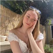 Etudiante en anglais (bilingue) donne cours d'anglais niveau primaire jusqu'à 3ème